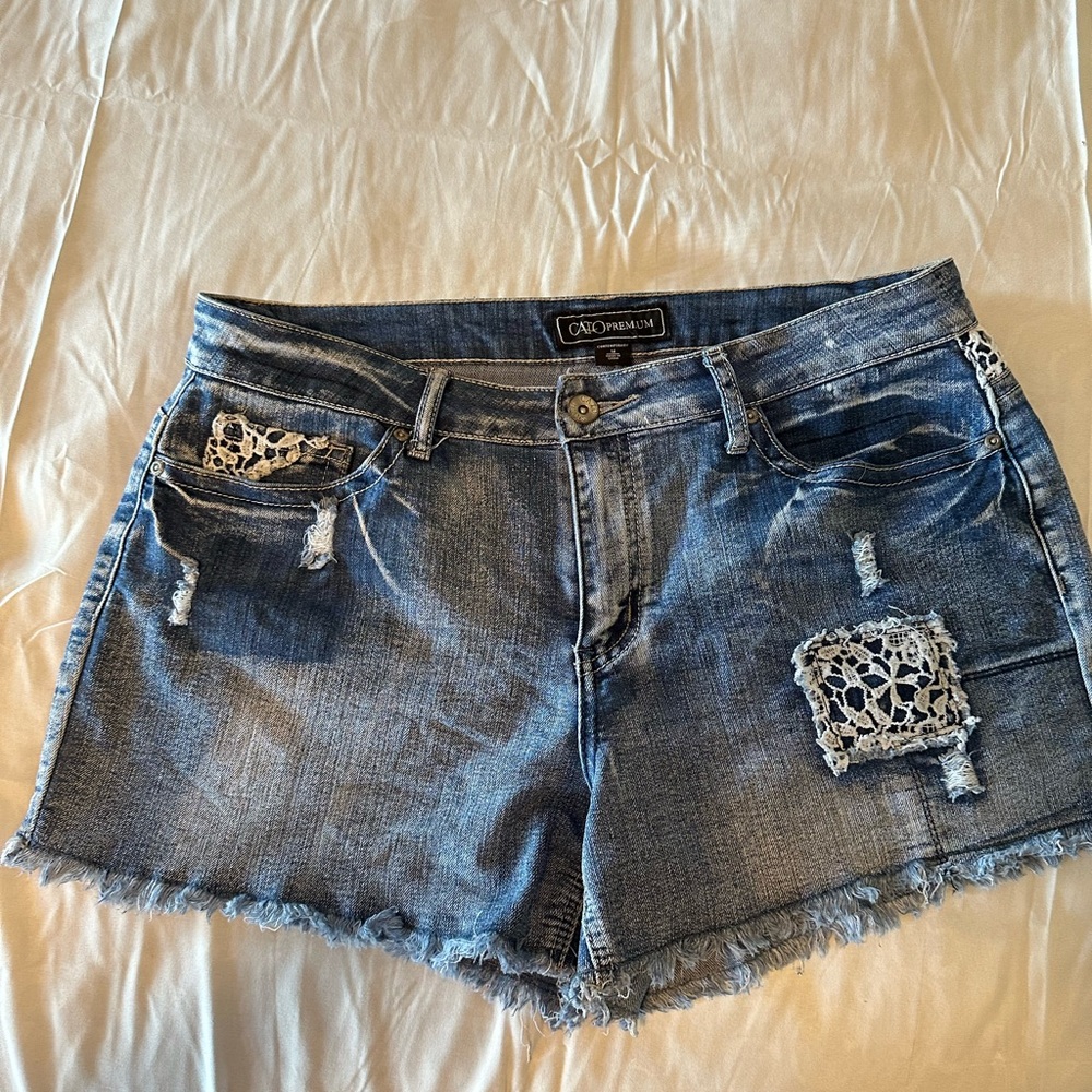 Cato Blue Frayed Jean Shorts